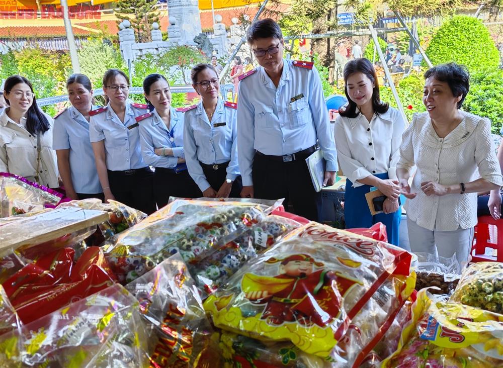 TP.HCM tăng cường kiểm tra ngành thực phẩm mùa Tết